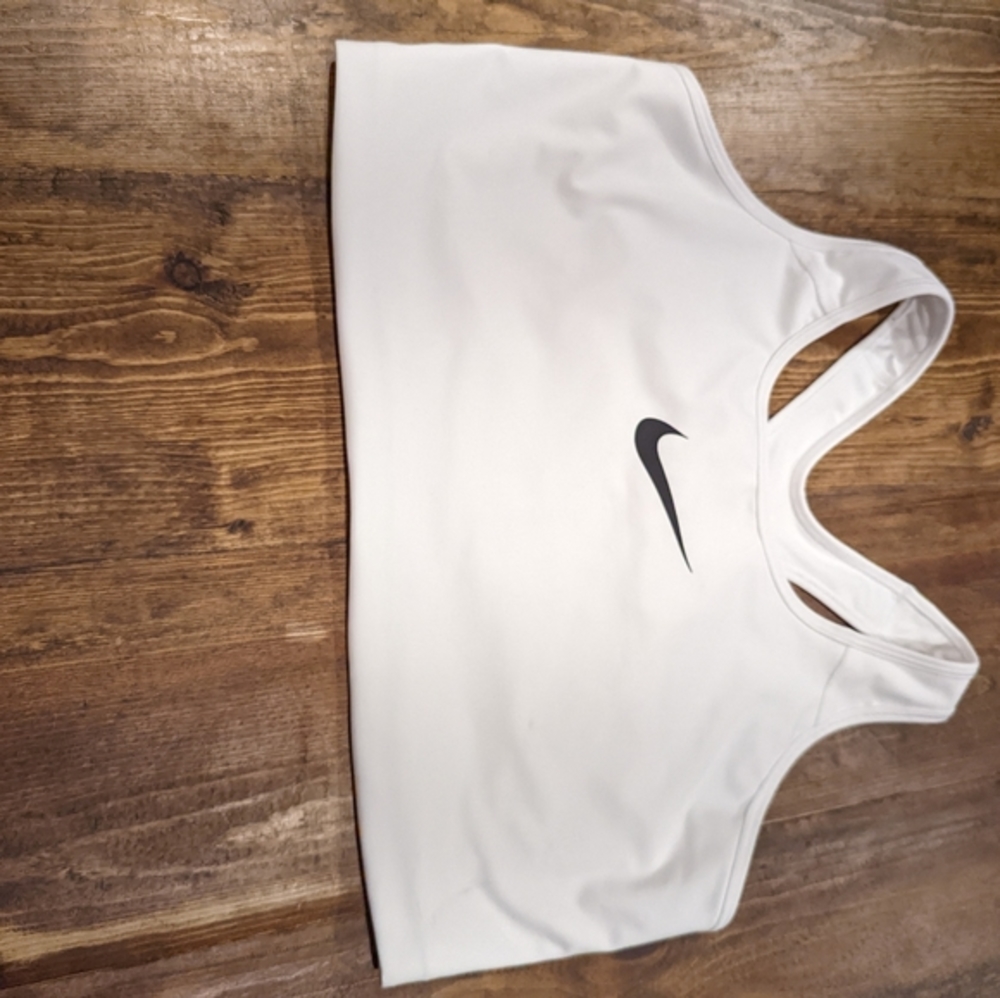 Sports top
